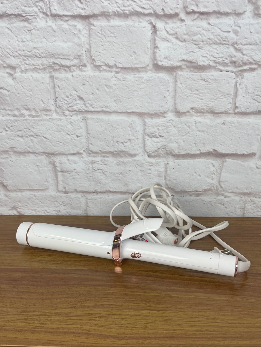 T3 SinglePass 1.25 Inch Barrel Curling Iron